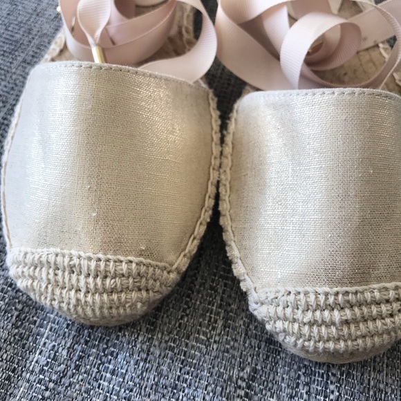 ANN TAYLOR LOFT Espadrilles - Picture 2 of 3